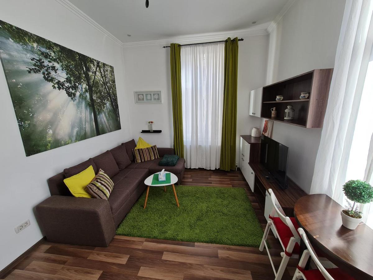 Downtown Central University Apartament - Cal1 Bukarest Exterior foto